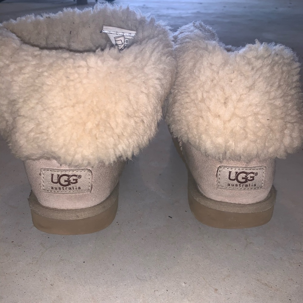 Bailey button Uggs